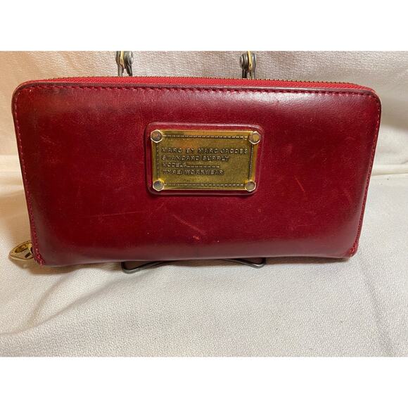 Marc By Marc Jacob’s Red Leather Women’s Zip Around Wallet W7.5” H4” Credit Card - Picture 1 of 16